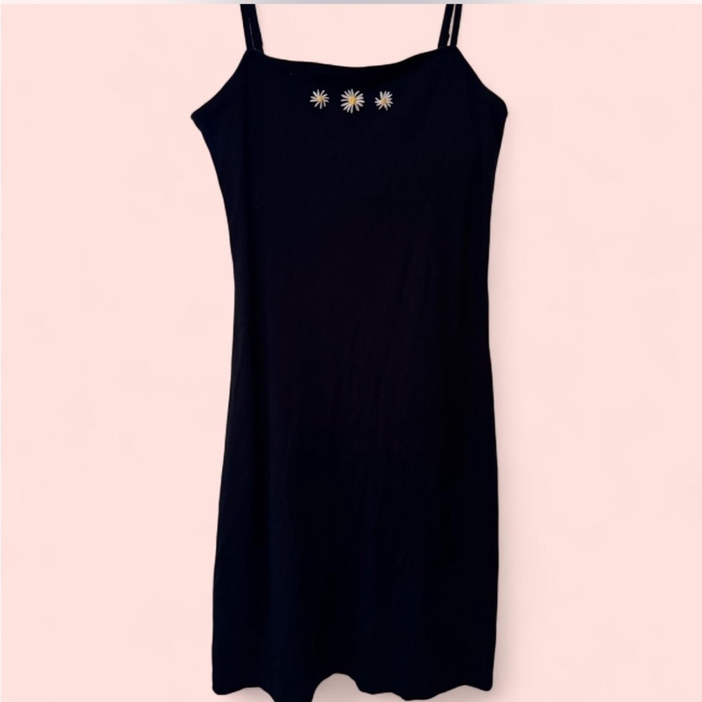 Hollister embroidered flower Cami dress size small